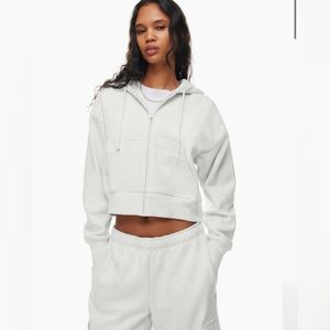 Aritzia Tna Cozy Fleece Boyfriend Boxy Zip Hoodie